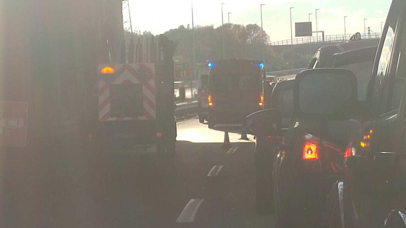 Tangenziale di Catania in tilt, due incidenti bloccano la viabilità: diversi i mezzi coinvolti e i feriti