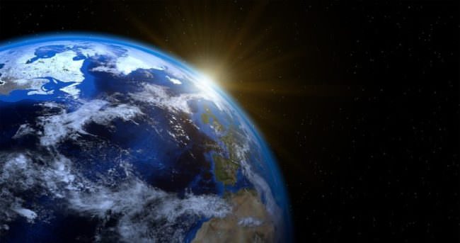 Alti e bassi, tragedie, emozioni e vicende sorprendenti: il 2018 visto dall’Italia e dal mondo