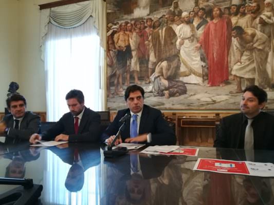 Catania, parcheggi e sosta sulle strisce blu: introdotti nuovi metodi di pagamento Catania, parcheggi e sosta sulle strisce blu: introdotti nuovi metodi di pagamento