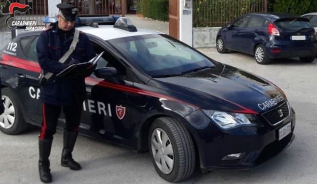 Controlli anti Covid Sicilia, fermato autobus con studenti. Conducente senza mascherina: sanzionato