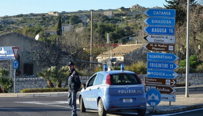 Tentano furto in abitazioni, ma vengono beccati dalle videocamere: denunciati 3 albanesi