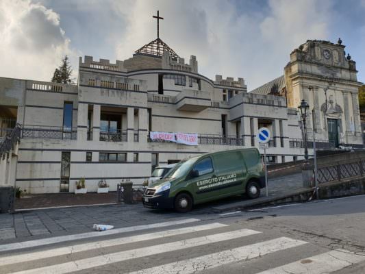 Sisma di Santo Stefano: sopralluogo per riaprire via principale di Fleri, rafforzato servizio antisciacallaggio Sisma di Santo Stefano: sopralluogo per riaprire via principale di Fleri, rafforzato servizio antisciacallaggio