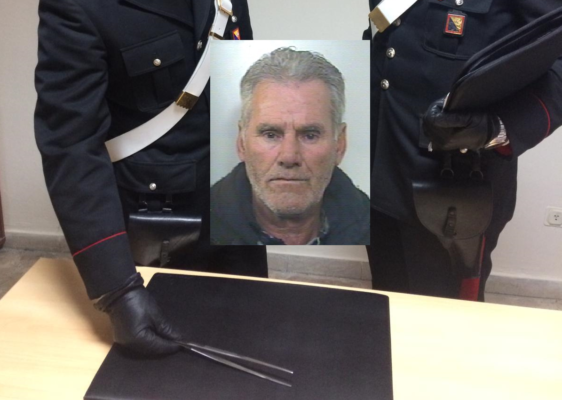 Armato di pinza rubava soldi dalle tasche dei turisti: arrestato