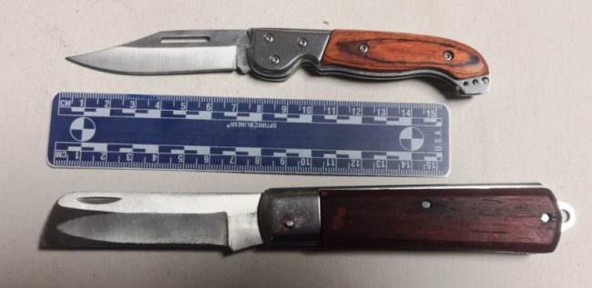 Catania, droga e coltelli in piazza Giovanni XXIII: arrestato 21enne mentre scende dal pullman