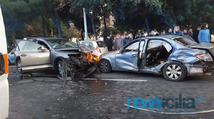 Incidente viale Raffaello Sanzio: un malore come causa dello scontro. Un ferito ancora in prognosi riservata