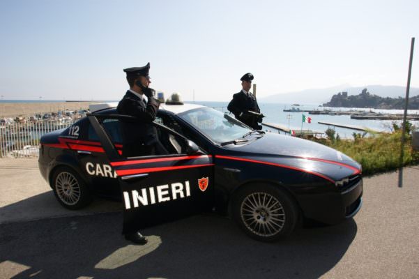 Hashish e cocaina pronta per lo spaccio: arrestati 4 pusher