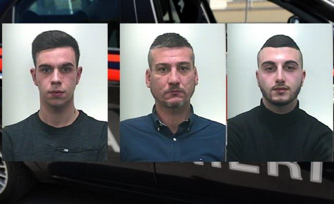Operazione “Candelora”, pusher sorpresi a vendere droga a giovanissimi: tra i clienti anche una minorenne