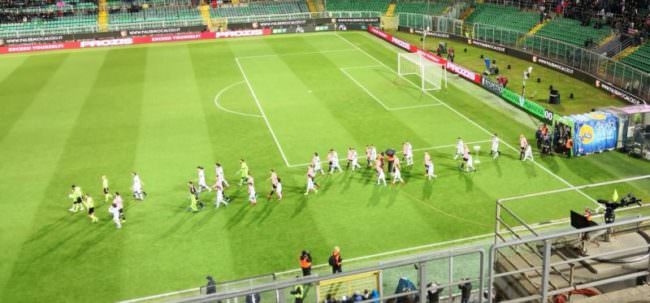 Il Palermo del dopo brexit ritrova i tifosi, ma non la vittoria. Torna l’incubo penalizzazione