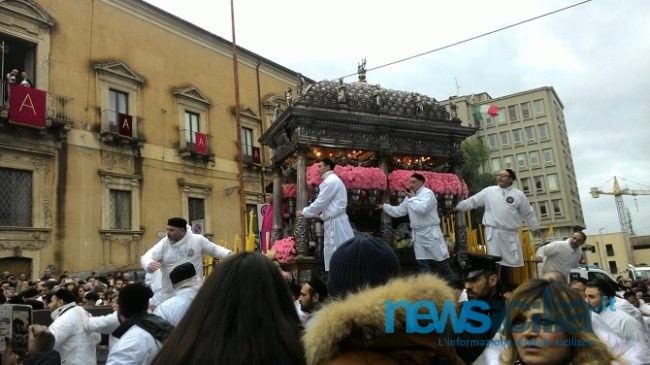 Troppi devoti nel cordone, la salita di Sangiuliano al momento è annullata