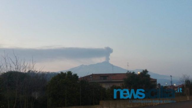 Etna osservata speciale: preoccupazione sì, terrore no. Neri: “Vulcano in continua evoluzione”