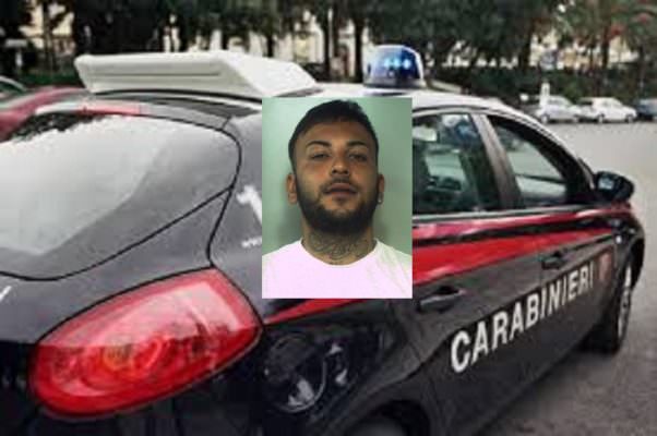 Shopping “alternativo” al centro commerciale “I Portali”: malvivente bloccato e refurtiva recuperata
