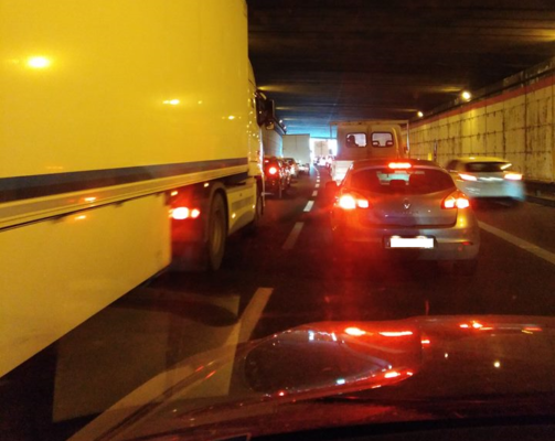 Catania, incidente stradale in tangenziale: tre auto coinvolte e traffico in tilt