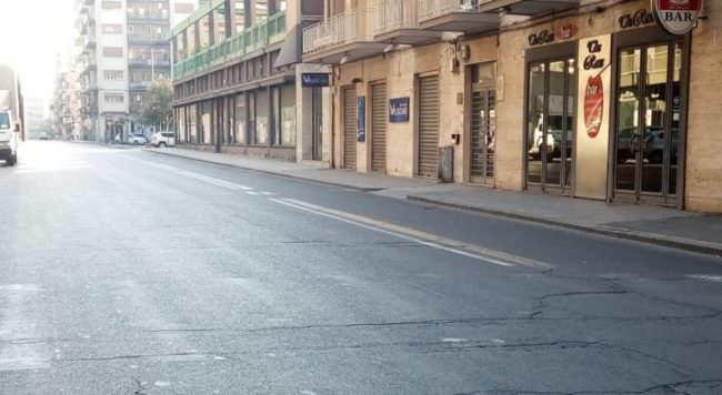 Quartiere Borgo-Sanzio: strisce pedonali e segnaletiche orizzontali assenti. Residenti e commercianti in pericolo