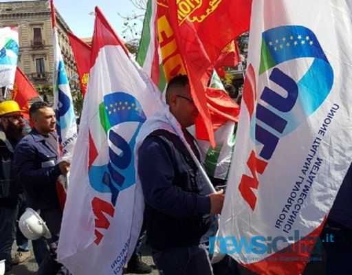 Oltre 800 licenziamenti previsti alla Sirti: ieri corteo da piazza Roma alla Prefettura