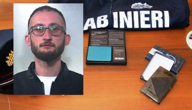 Droga negli slip pronta per lo spaccio: arrestato Antonino Liberto