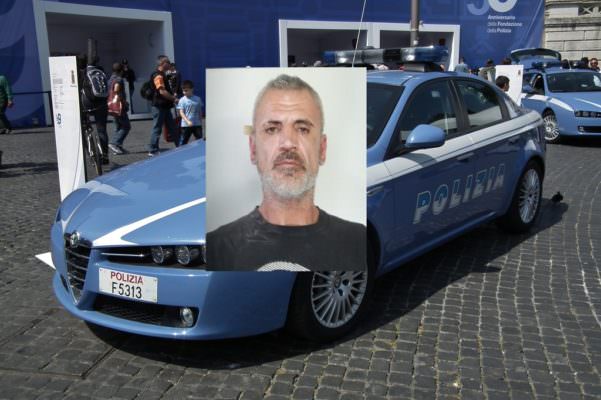 Evade dai domiciliari, con minorenne prende mitragliatore a San Berillo: arrestato pregiudicato