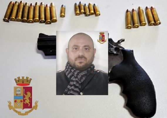 Adrano, in manette 37enne per possesso illegale di arma, munizionamento e ricettazione