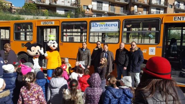 Carnevale in bus: una festa di aggregazione e socializzazione nella IV circoscrizione