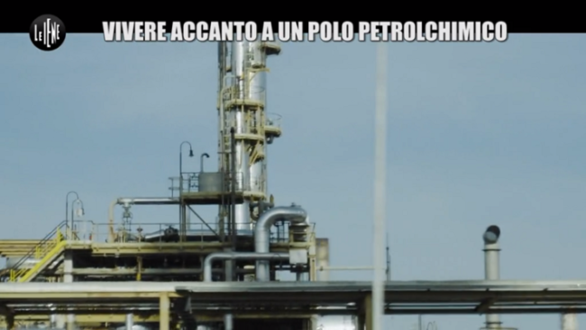 Inquinamento e tumori nel “triangolo della morte”: le telecamere de “Le Iene” al polo petrolchimico di Augusta