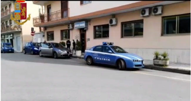 Sgominata banda di rapinatori: 4 supermercati presi di mira – VIDEO