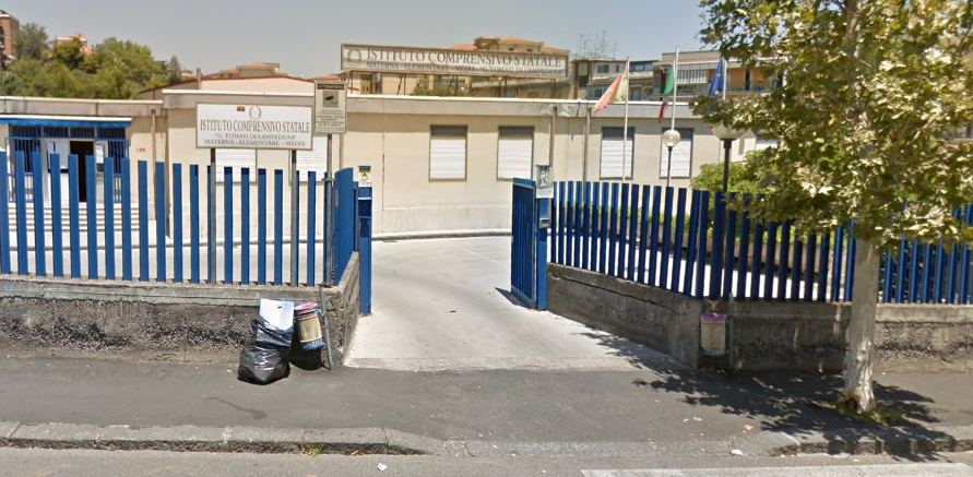 Uomo armato in fuga a Gravina di Catania: smentite minacce agli alunni della scuola Tomasi di Lampedusa