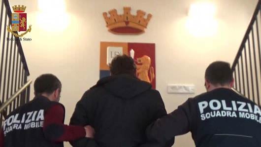 Sorpreso con cocaina pura nello zaino: arrestato 41enne