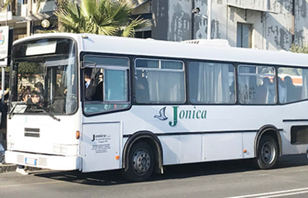 Jonica Trasporti & Turismo, a rischio servizio pubblico e posti di lavoro: “Assurdo collegamento con vicende giudiziarie”