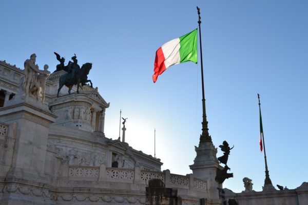 Festa della Liberazione tra parate, gite e mercatini