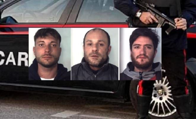 Rissa a Librino: calci e pugni ai carabinieri, fratture in varie parti del corpo