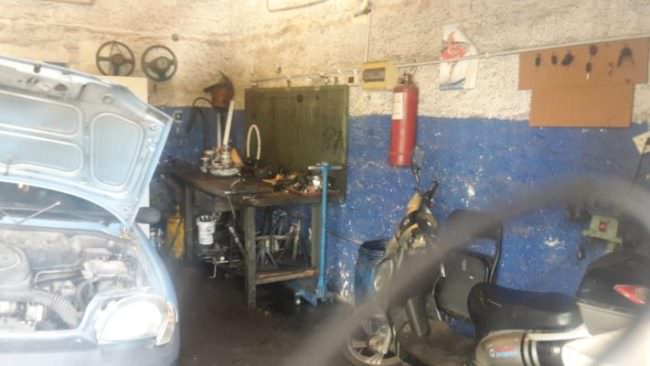 Scoperte e sequestrate 3 officine abusive: multati i gestori