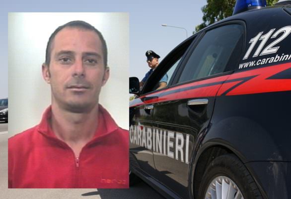 Ruba macchine per venderle come pezzi di ricambio nella sua “officina”: arrestato 36enne