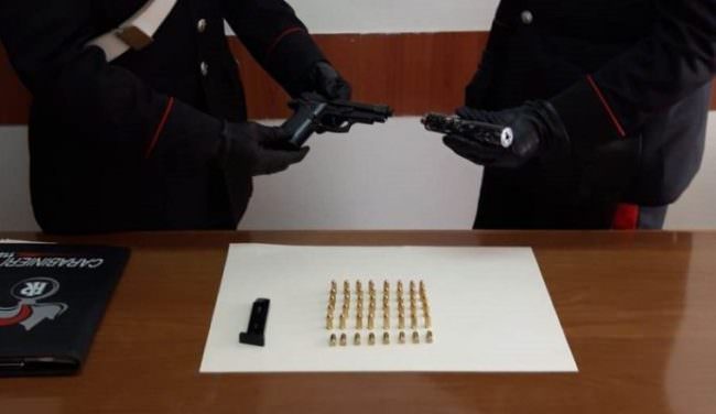 Arma clandestina e munizioni in casa: arrestato Salvatore Calamia