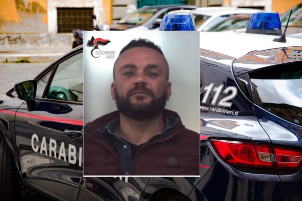 False dichiarazioni, atti persecutori e rapina: uomo arrestato