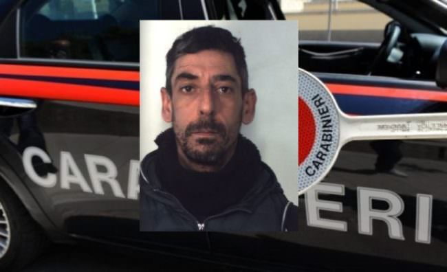 Catania, evade dai domiciliari e viene sorpreso mentre passeggia in strada: arrestato 38enne