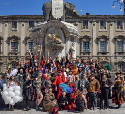 La protesta degli allievi dell’Accademia di Belle Arti di Catania contro l’omofobia e ogni forma di razzismo