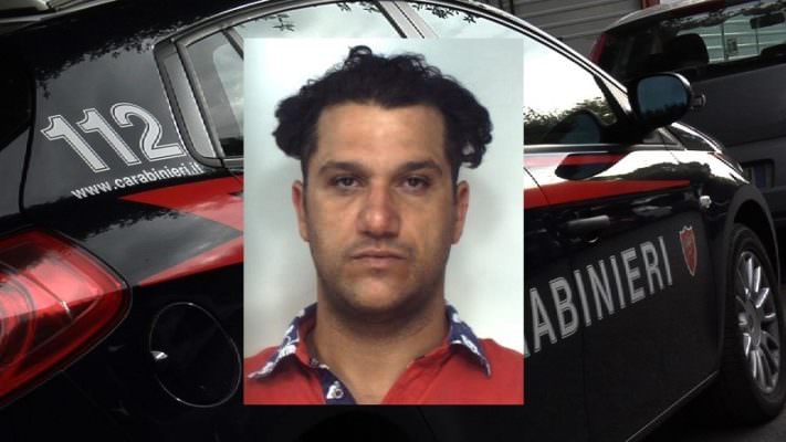 Non si ferma all’Alt e minaccia, aggredisce e investe due militari: in manette Vito Auteri