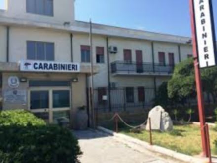 Sottraeva acqua dalla rete idrica comunale: 53enne arrestato dai carabinieri