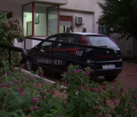 Tentano di rubare carburante dal deposito di un’impresa: arrestati due giovani e denunciato un minorenne