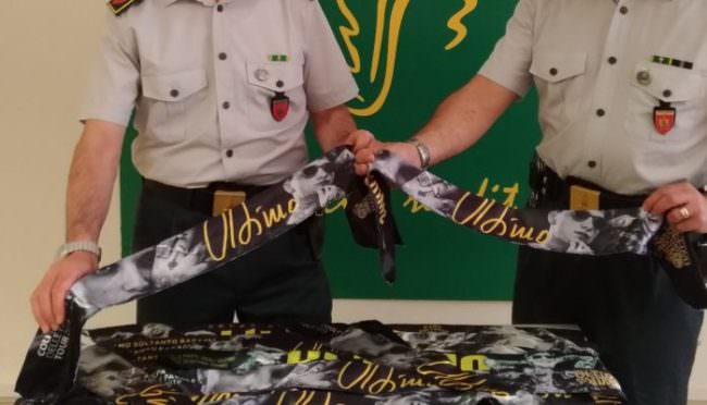 Concerto di Ultimo, prodotti falsi in vendita: 6 denunce