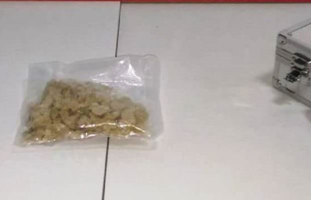 Acireale, sorpreso con 300 grammi di ecstasy in valigetta e oltre mille euro in casa: ai domiciliari 34enne