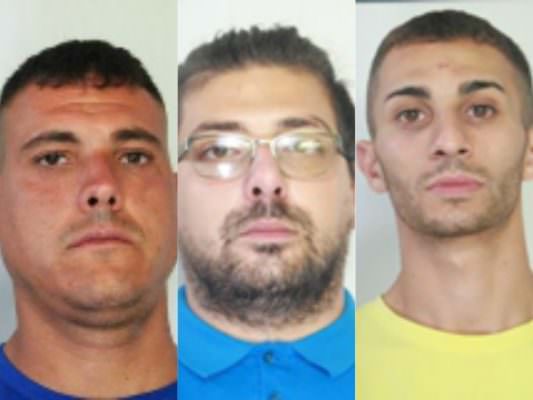 Rapine, furti e armi nell’Acese: arrestati 3 giovani – VIDEO