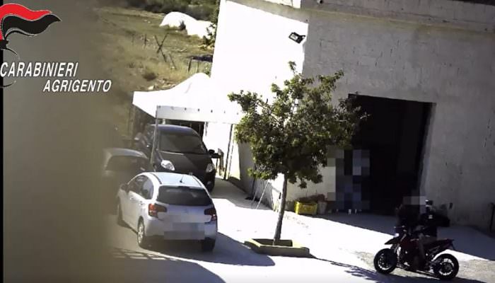 Mafia, estorsioni e gioco d’azzardo: 7 fermi tra Licata e Campobello, arrestato un consigliere comunale – VIDEO