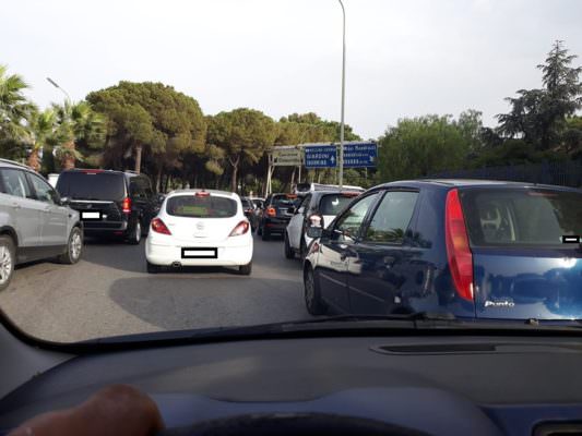 A18, uscita obbligatoria a Giardini Naxos in direzione Catania: viabilità in tilt