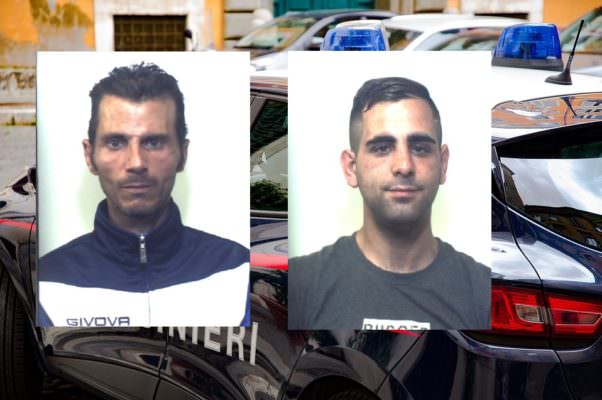 Rubano monete dal distributore di bevande di un autolavaggio: arrestati due giovani Rubano monete dal distributore di bevande di un autolavaggio: arrestati due giovani