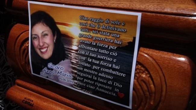 Omicidio Annamaria Scavo, oggi l’ultimo saluto: “Hai lottato per combattere un mostro”