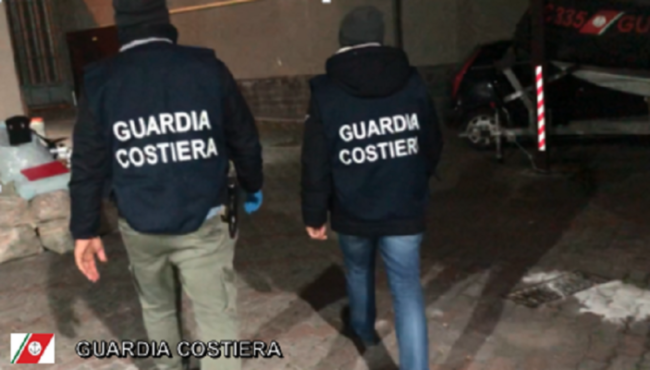 Maxi blitz della Guardia Costiera nel Catanese: sequestrati 15 esemplari di tonno rosso – FOTO