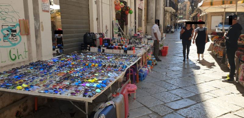 Controlli al commercio ambulante in via Bandiera: sanzioni, denunce e sequestri