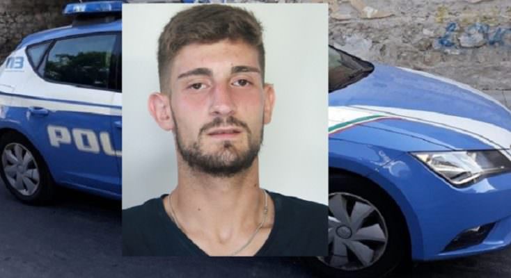In giro per San Cristoforo nonostante gli arresti domiciliari, 20enne si “nasconde” sotto un’auto in sosta