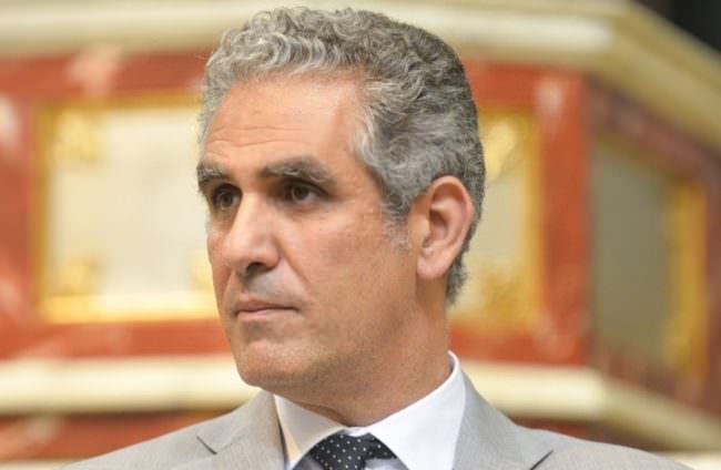 FOA ACCOGLIE LA RICHIESTA DELLA VIGILANZA E SI DIMETTE DA RAI COM