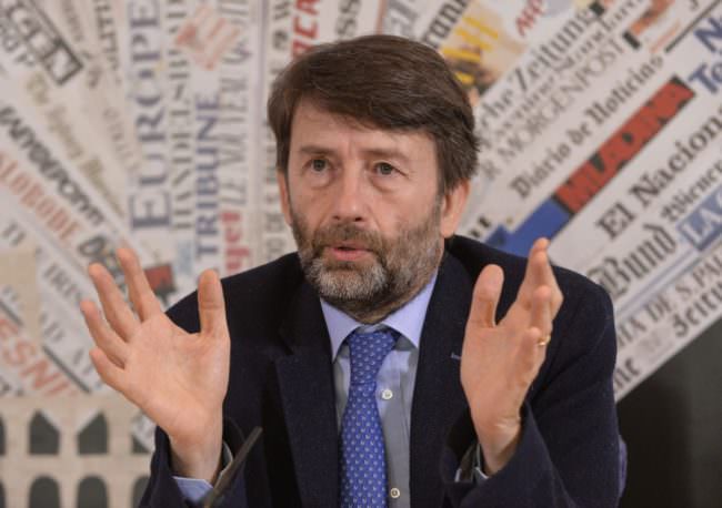 FRANCESCHINI APRE AL M5S, DI MAIO “ORGOGLIOSAMENTE DIVERSI DAL PD”